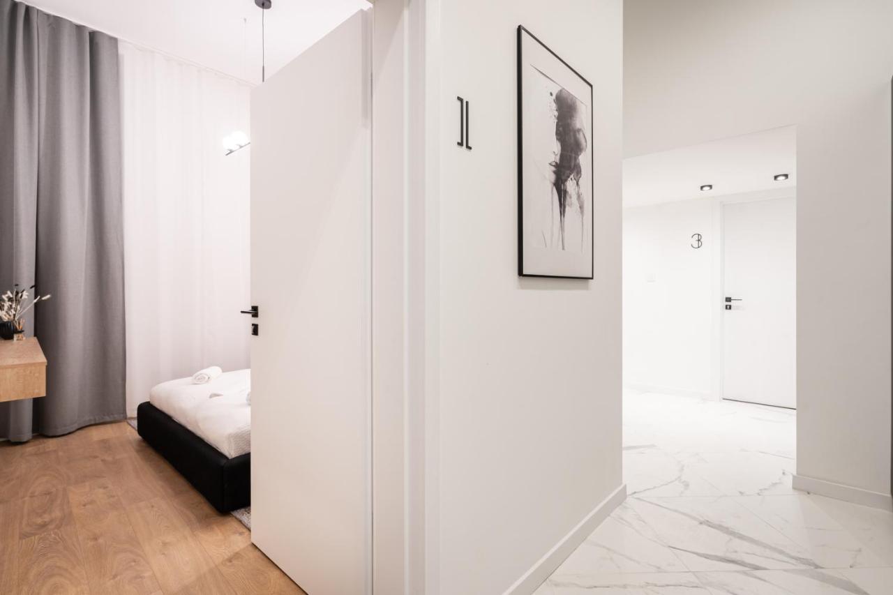 E56 - Grand Boulevard Heritage Residence - Best Location By Bqa Budapeste Exterior foto