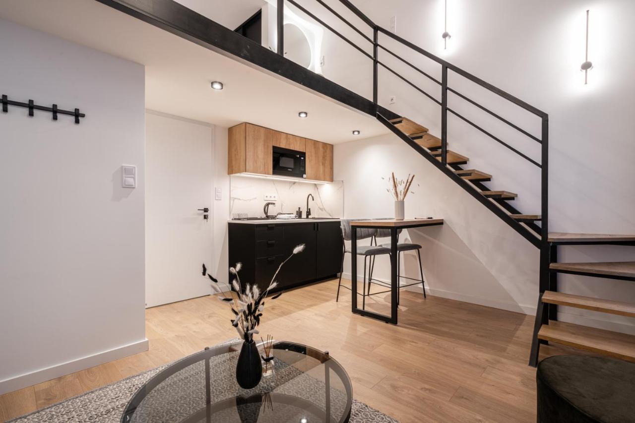 E56 - Grand Boulevard Heritage Residence - Best Location By Bqa Budapeste Exterior foto