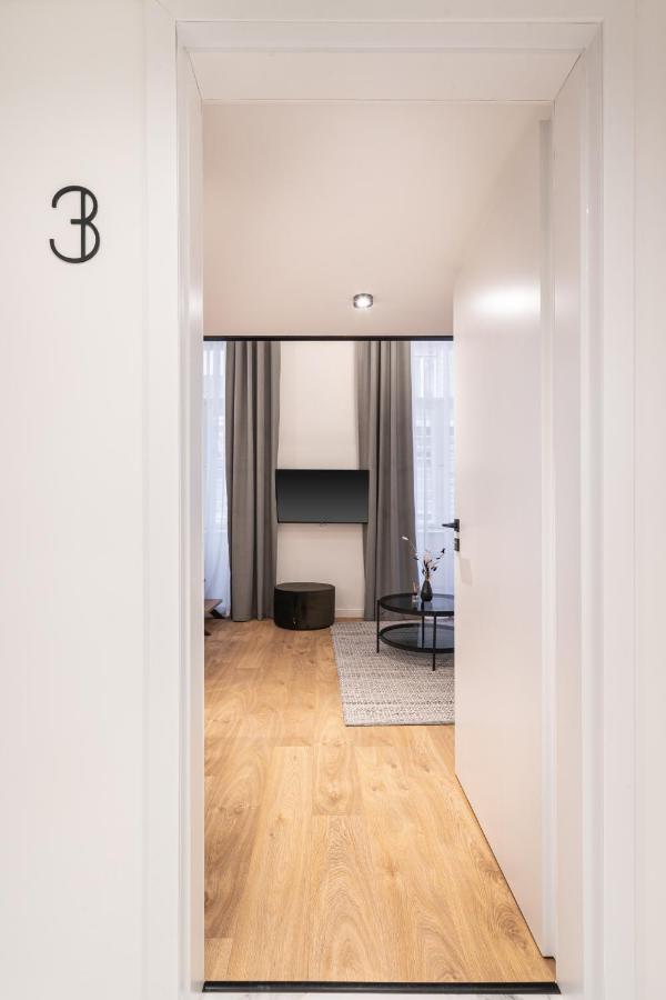 E56 - Grand Boulevard Heritage Residence - Best Location By Bqa Budapeste Exterior foto